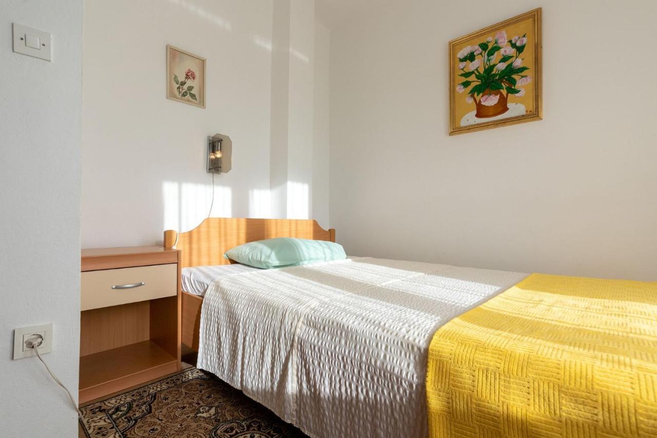 Apartments Pilicari (Adults Only) روفينج المظهر الخارجي الصورة