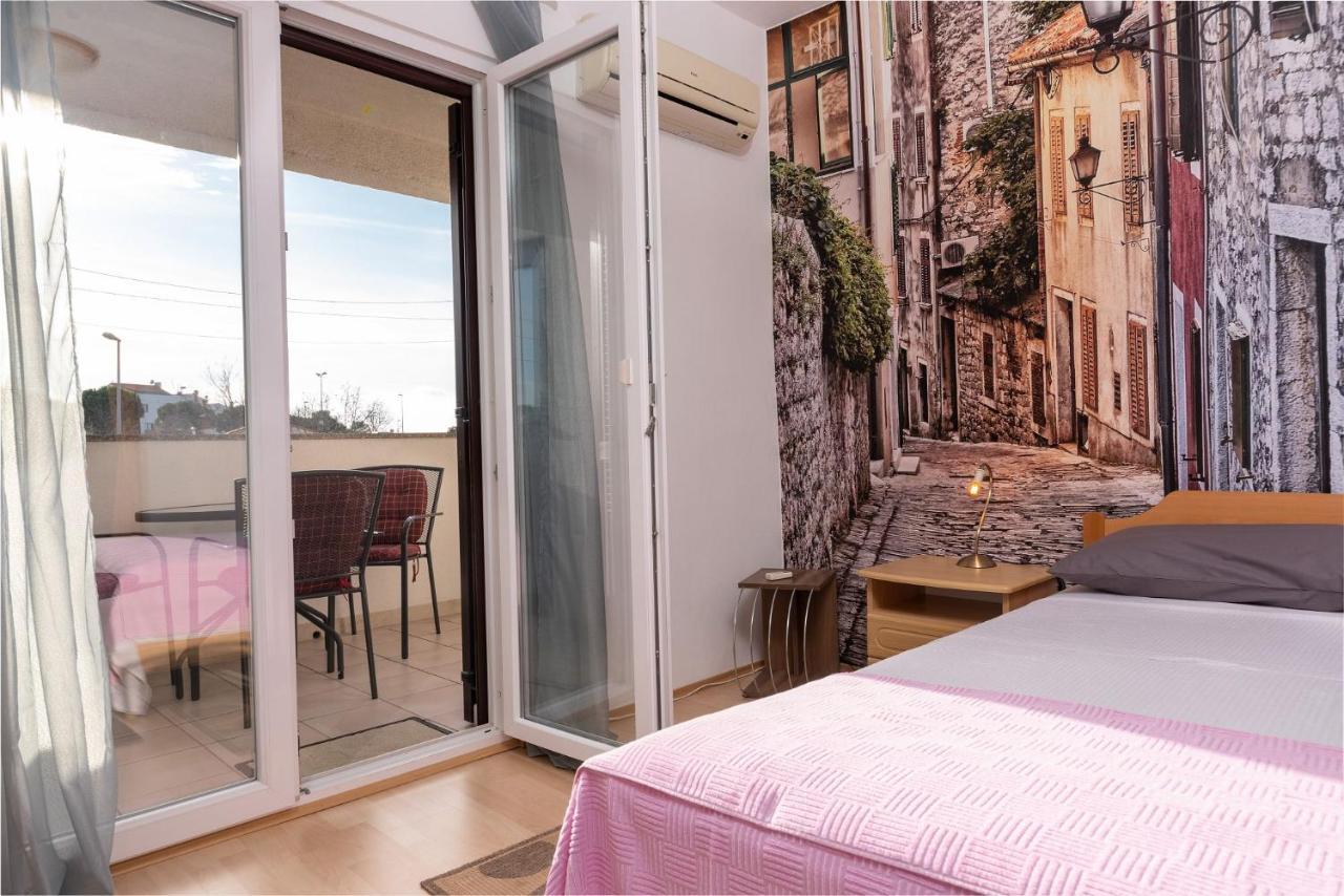 Apartments Pilicari (Adults Only) روفينج المظهر الخارجي الصورة