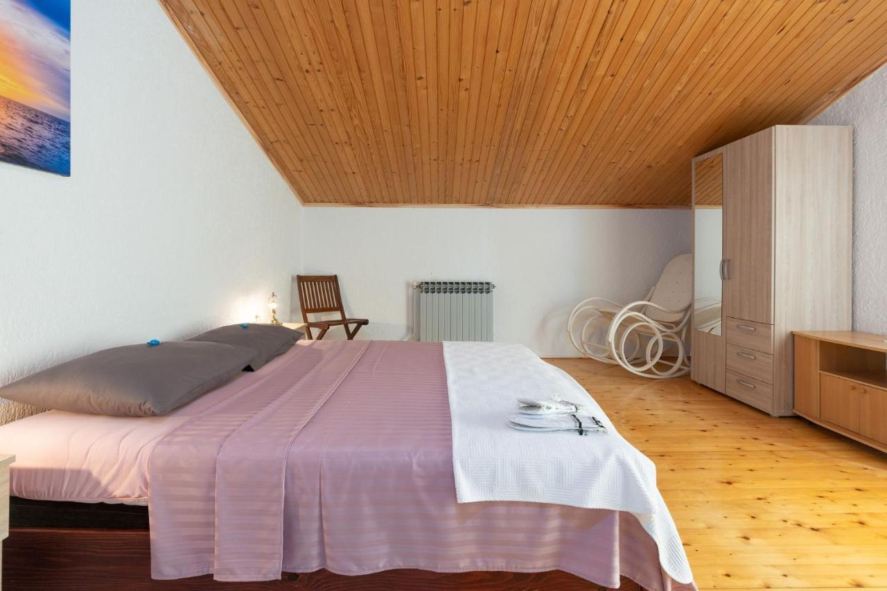 Apartments Pilicari (Adults Only) روفينج المظهر الخارجي الصورة